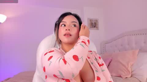 Snapshot of alexaworld chatting on 10/20/25, 08:04 lexandra online show from 10/20/25, 08:04