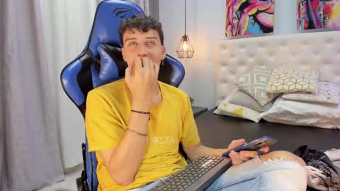 Alex online show from 12/06/24, 04:03