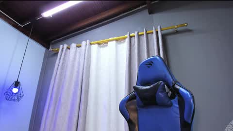 Alex online show from 12/19/24, 10:34