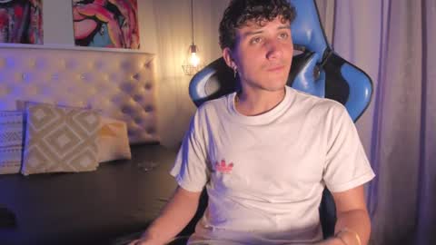 Alex online show from 01/31/25, 04:03