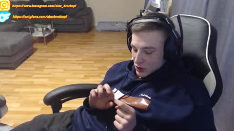 Alex online show from 10/07/25, 02:14