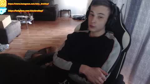 Alex online show from 10/24/25, 02:13