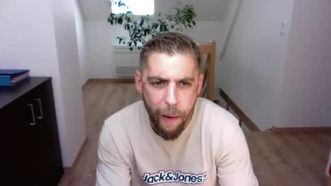 Snapshot of alexcana10 chatting on 06/13/26, 10:46 alexcana10 online show from 06/13/26, 10:46