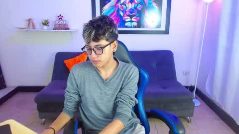 alex online show from 04/25/26, 01:41