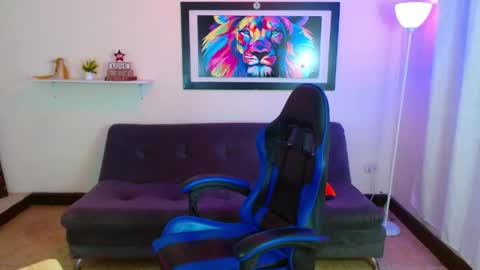 alex online show from 05/11/26, 02:45