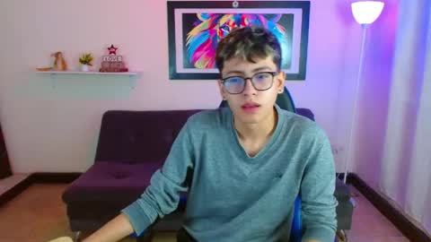 alex online show from 05/12/26, 01:52