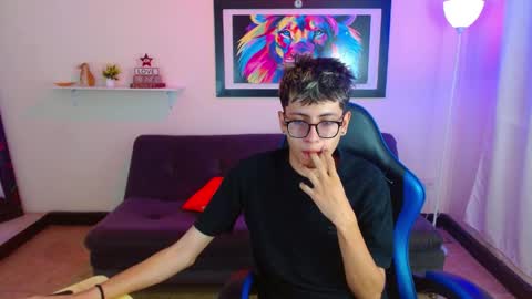 alex online show from 05/19/26, 02:01