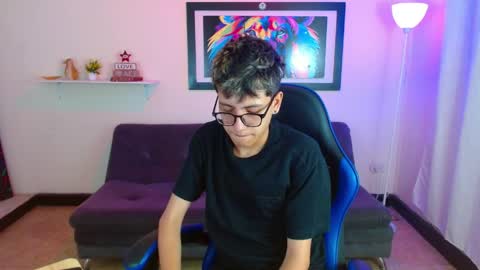 alex online show from 05/20/26, 02:12