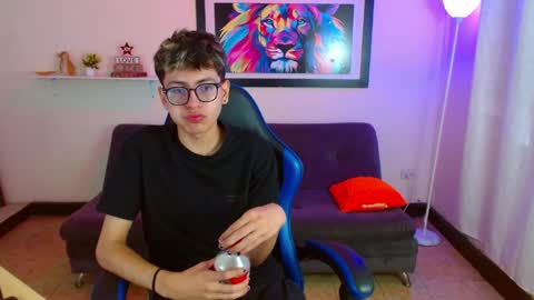 alex online show from 05/27/26, 01:41