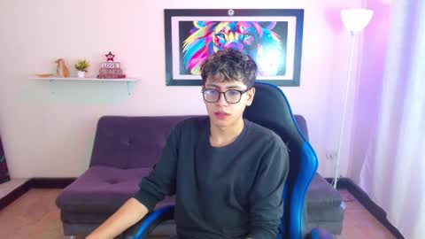 alex online show from 06/04/26, 01:50