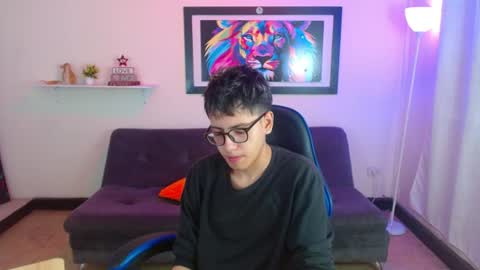 alex online show from 06/19/26, 02:43