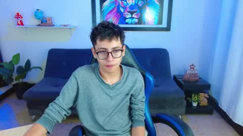 alex online show from 07/01/26, 01:45