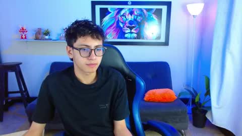 alex online show from 07/25/26, 08:39