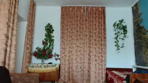 Snapshot of alexey_sweet chatting on 10/10/25, 04:33 Alexey sweet online show from 10/10/25, 04:33