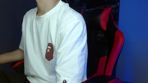 alexgiraldo__ online show from 05/10/26, 02:28