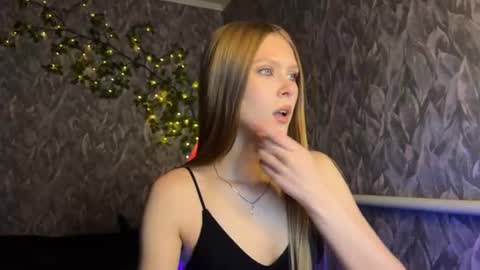 Alexia online show from 06/13/26, 12:14