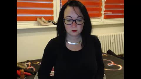 Snapshot of alexie33 chatting on 11/09/25, 08:56 alexie33 online show from 11/09/25, 08:56