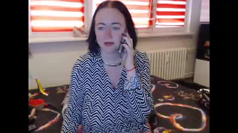 Snapshot of alexie33 chatting on 02/19/26, 08:32 alexie33 online show from 02/19/26, 08:32