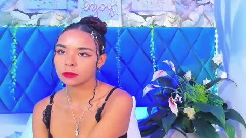 Snapshot of alexiiabrown chatting on 05/18/26, 04:35 Alexia Brown online show from 05/18/26, 04:35