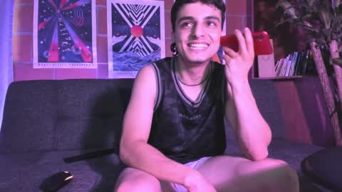 Snapshot of alexijacobs chatting on 09/25/25, 10:13 Alexi Jacobs online show from 09/25/25, 10:13