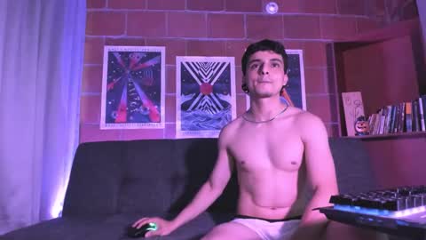 Snapshot of alexijacobs chatting on 10/04/25, 10:41 Alexi Jacobs online show from 10/04/25, 10:41