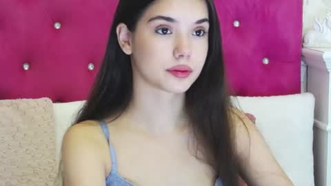 alexisdevine online show from 07/07/26, 04:37