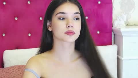 alexisdevine online show from 07/07/26, 07:23