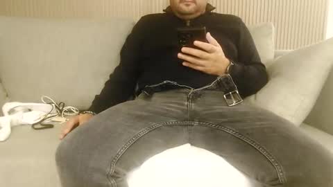 Slave Alex online show from 11/05/25, 06:52