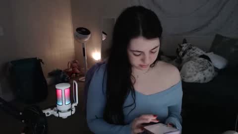 Snapshot of alexislove8 chatting on 01/14/26, 05:18 alexislove8 online show from 01/14/26, 05:18
