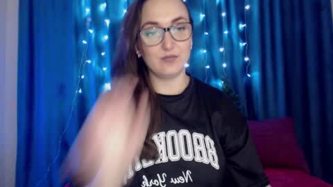 alexismacc online show from 12/19/24, 02:23