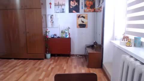 AlexisMillers online show from 06/13/26, 12:36