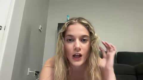 alexispaige06 online show from 09/30/25, 05:07