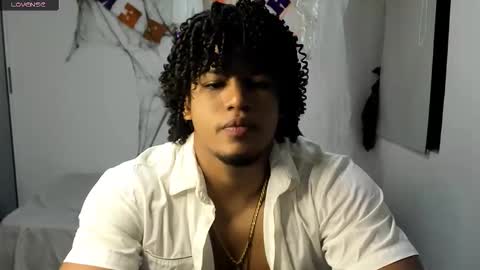 Snapshot of alexj_black chatting on 10/29/25, 11:01 ALEXJ BLACK online show from 10/29/25, 11:01