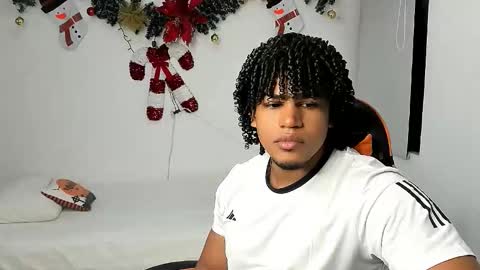 Snapshot of alexj_black chatting on 11/29/25, 11:24 ALEXJ BLACK online show from 11/29/25, 11:24