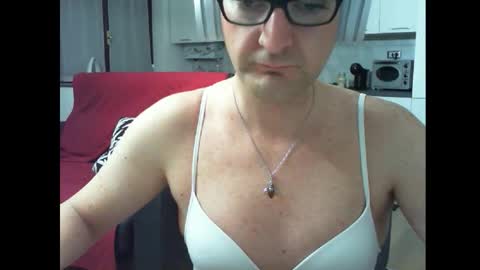 Alexia online show from 02/19/26, 06:15