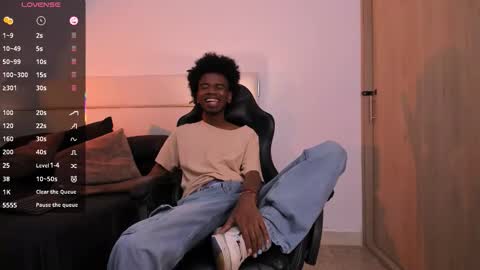 Snapshot of alexjaccob chatting on 11/06/25, 12:50 Alex Jaccob online show from 11/06/25, 12:50