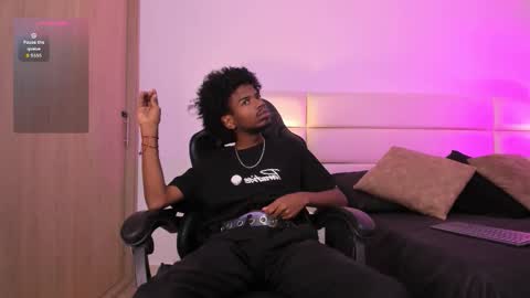 Snapshot of alexjaccob chatting on 12/01/25, 01:27 Alex Jaccob online show from 12/01/25, 01:27