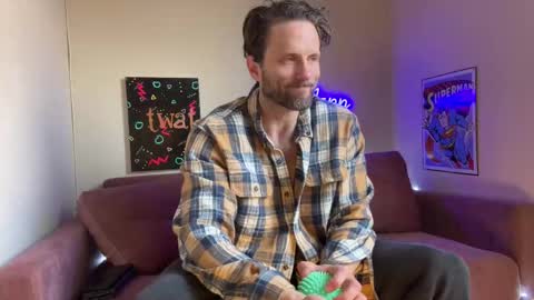 Snapshot of alexmanndickerson chatting on 01/07/26, 10:23 Alex Mann online show from 01/07/26, 10:23