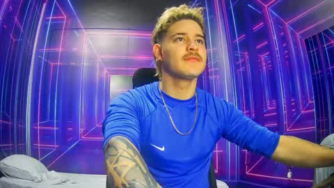 Alex online show from 09/30/25, 07:19