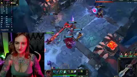 Snapshot of alexracc00n chatting on 11/10/25, 08:08 Alex online show from 11/10/25, 08:08