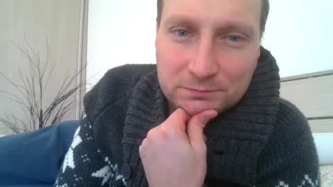 Snapshot of alexswitch8888 chatting on 01/10/25, 10:28 Alex online show from 01/10/25, 10:28