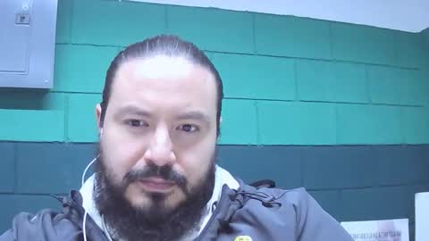 Snapshot of alextambet chatting on 12/02/25, 12:54 alextambet online show from 12/02/25, 12:54