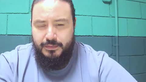 Snapshot of alextambet chatting on 05/12/26, 01:08 alextambet online show from 05/12/26, 01:08