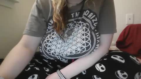 Snapshot of alexvines chatting on 12/13/24, 05:00 Alex Vines online show from 12/13/24, 05:00