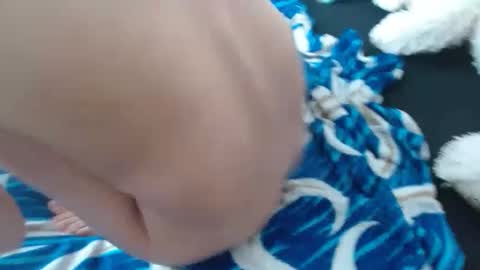 alex y luisa online show from 12/17/24, 05:04