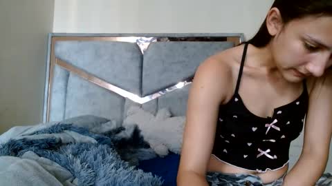 alex y luisa online show from 06/07/26, 02:54