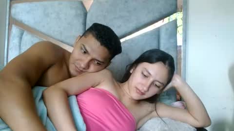 alex y luisa online show from 07/22/26, 02:42
