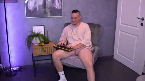 Alex online show from 07/22/26, 05:43