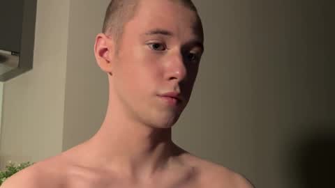 Alex online show from 01/12/25, 02:19