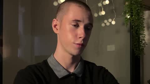 Alex online show from 02/02/25, 09:08